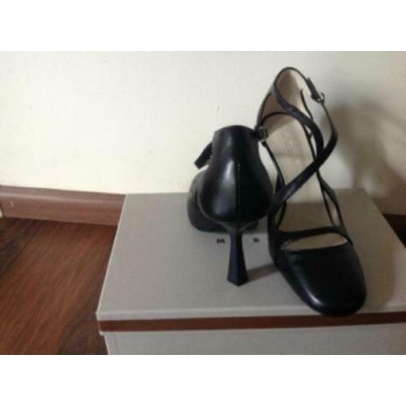 marni leren pumps maat 37