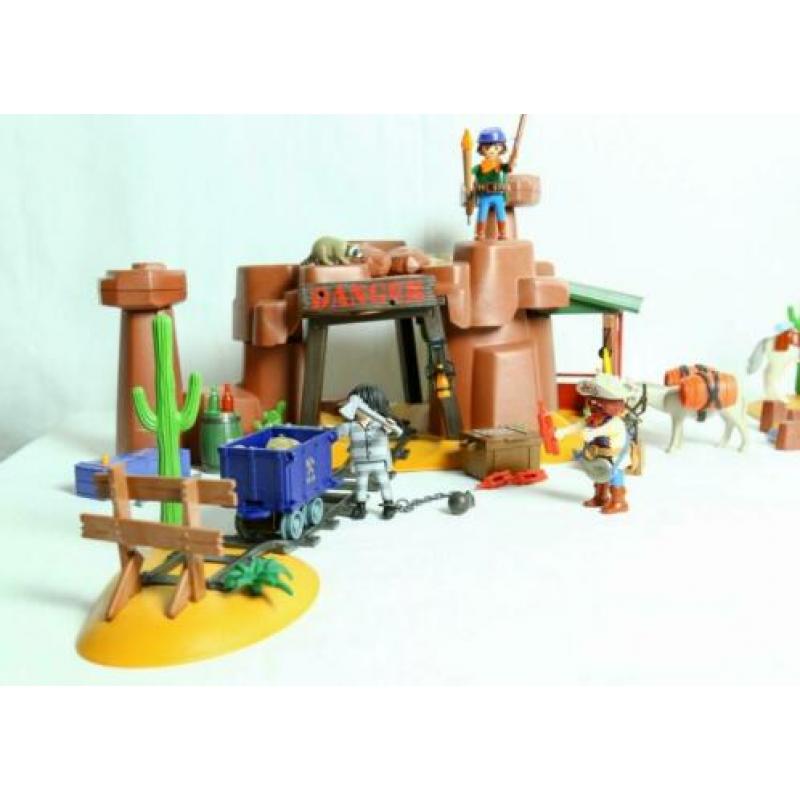 Playmobil Western Goudmijn nr. 5246 + Goudzoekers nr. 4130