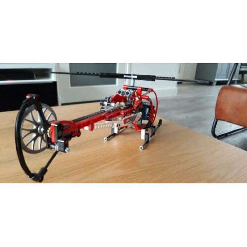 Lego Technic helikopter 8068(compleet)