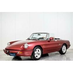Alfa Romeo Spider 2.0i (bj 1990)
