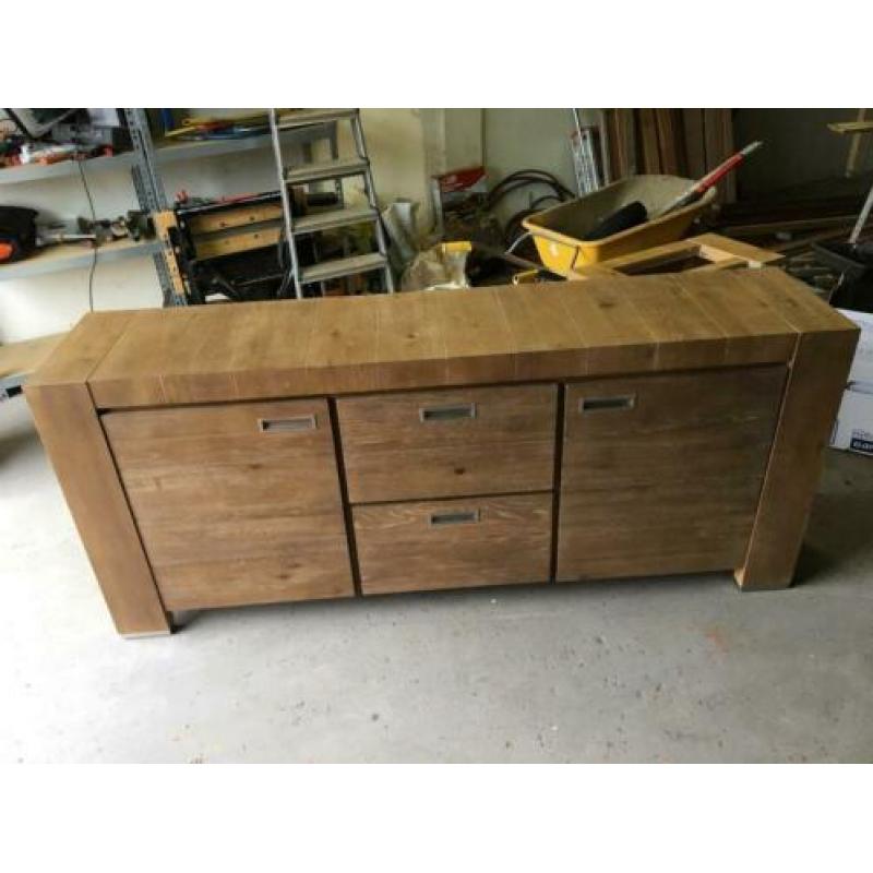 Wegens verhuizing mooi complete meubel set te koop.