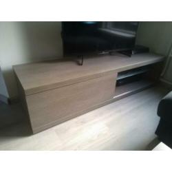 Set meubels dressoirs en tafel van Sanders