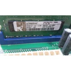 Moederboard met i7 procesor en 8gb geheugen