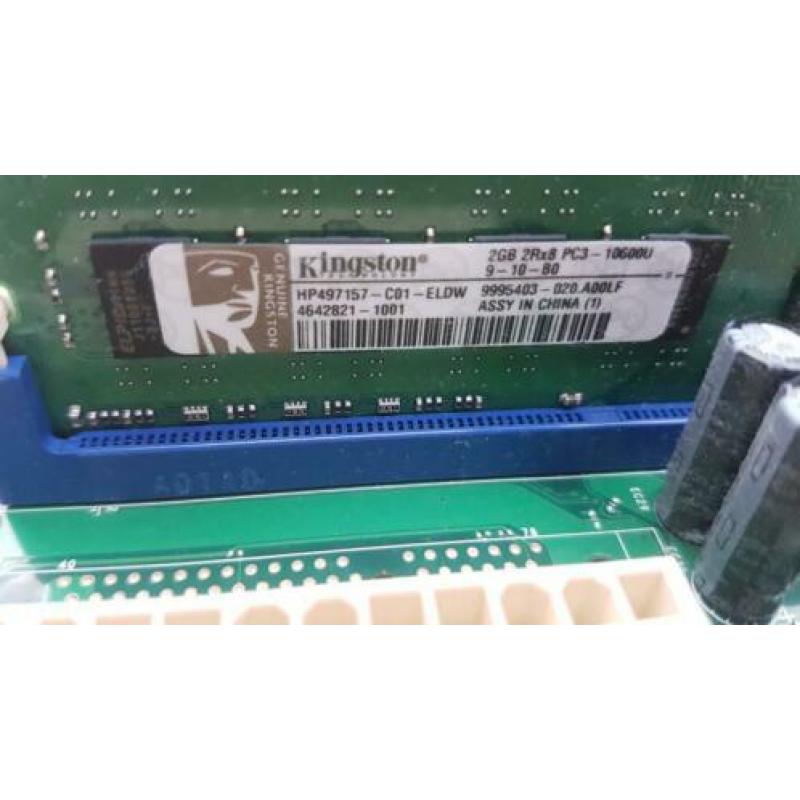 Moederboard met i7 procesor en 8gb geheugen