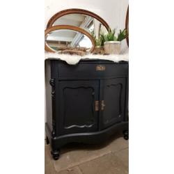 Biedermeier meidenkast dressoir commode kastje kast
