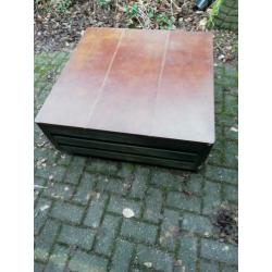 Leuke salontafel, hoektafel, hocker