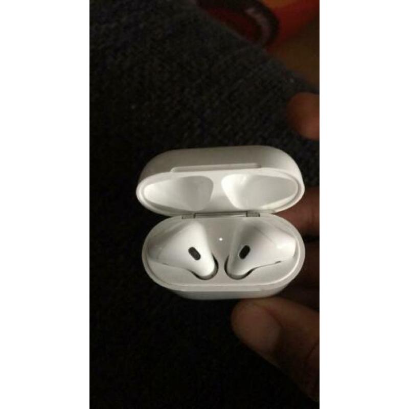 Airpods 1