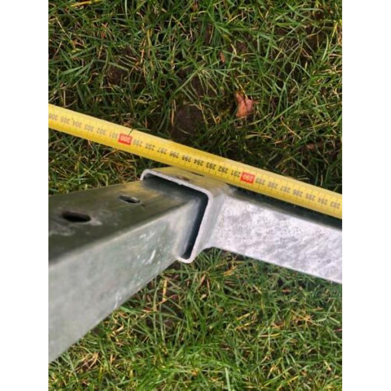 Strand trailer