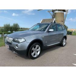 BMW X3 2.0i Executive Anniversary LEDER! NAVI! CLIMA! CRUISE