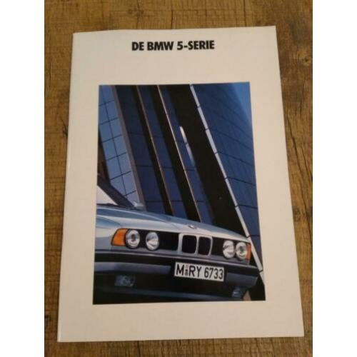 BMW 5 - serie e34 folder in nieuwstaat uit 1990