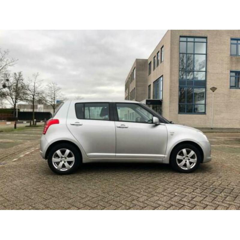 Suzuki Swift 1.3 D 5D 2008 Grijs