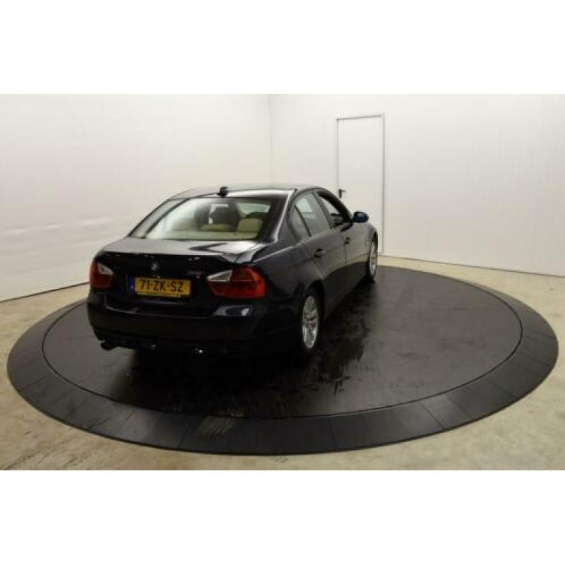 BMW 3 Serie 318i 143PK Navi Leer PDC Cruise (bj 2008)