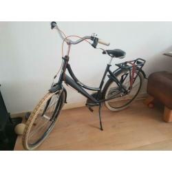 Batavus Diva 26 inch zwarte meisjesfiets