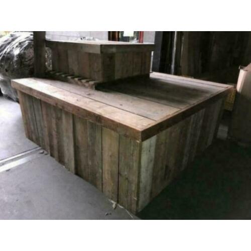Toontafel zuil winkel steigerhout dressoir kleding toonbank