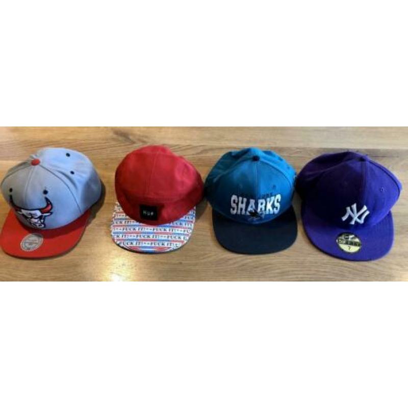 Diversen petten o.a. HUF-NY-LA Lakers