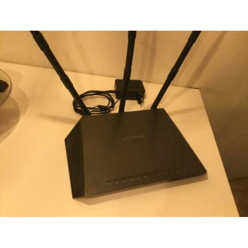 Netgear R7000 / Asus RT-AC68u
