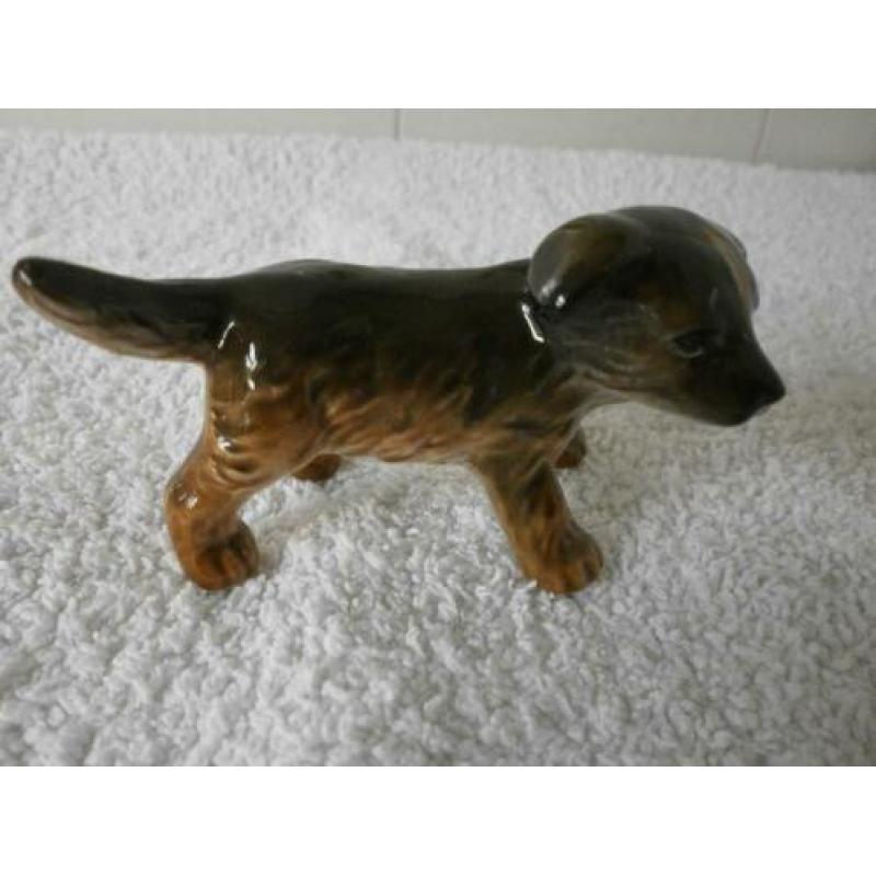 Te koop: Hummel Goebel honden beeldje van een Puppy.
