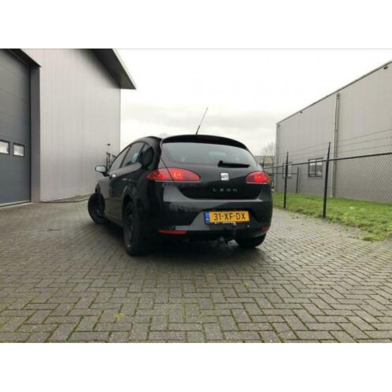 Seat Leon 1.6 75KW 2007 Zwart business line