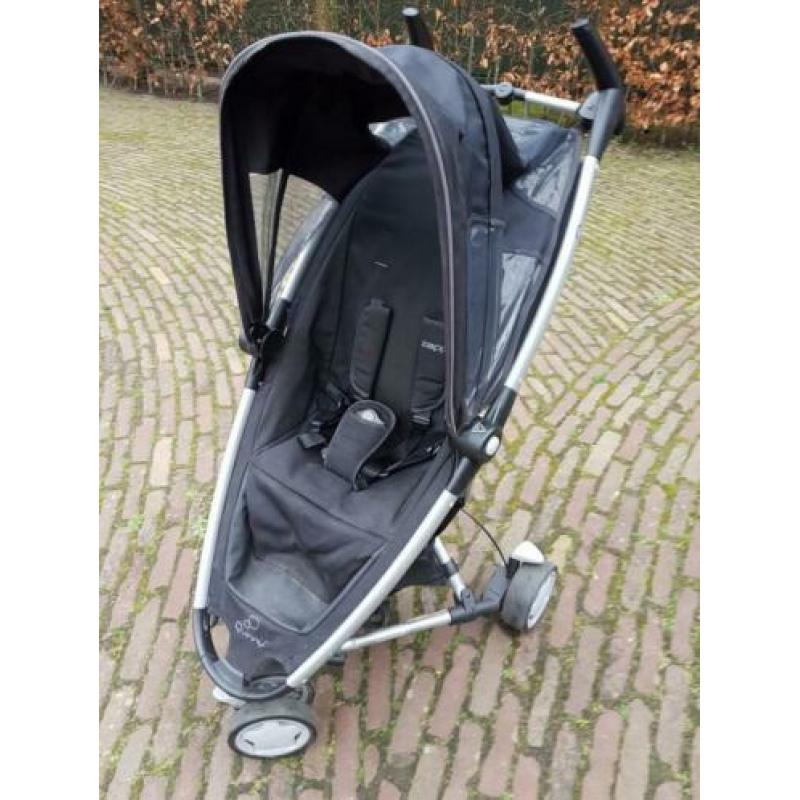 Quinny zapp met regenhoes