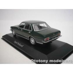 Opel Rekord D 1975 Donker Groen 1/43 Maxichamps