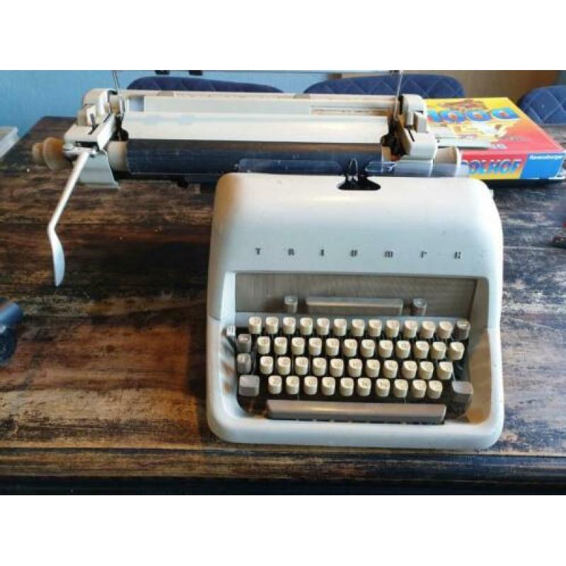 Triumph typemachine
