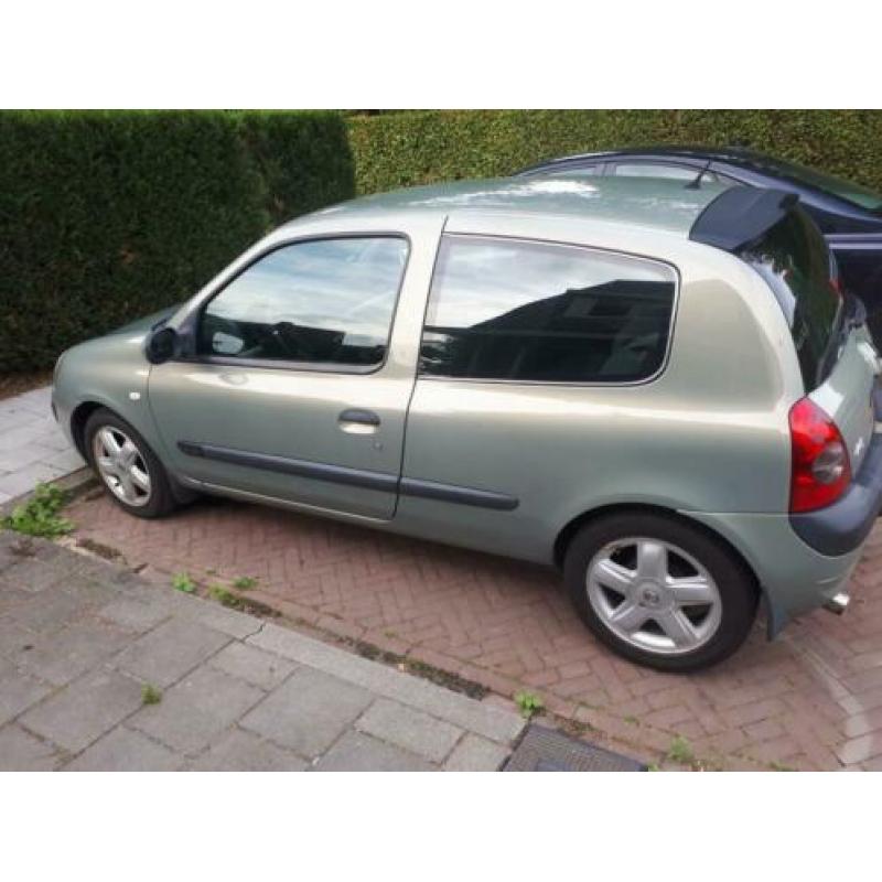 Renault Clio 1.6 16V Dynbas E4 2003 Groen