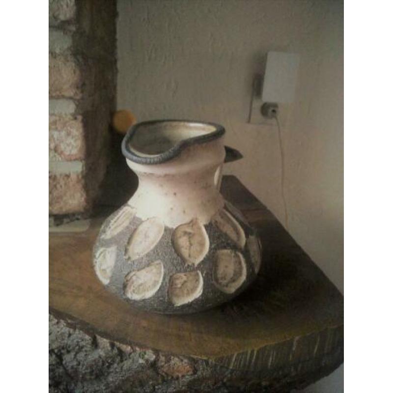 Lovemose keramiek kannetje / vaasje afm.12.5cm