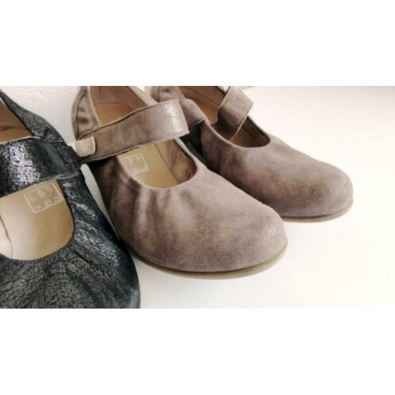 Durea schoenen, 2 paar maat 5 en 6 breedtemaat H
