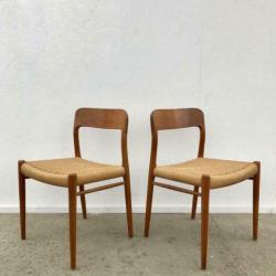 6 Møller 75 stoelen, teak papercord Deens design jaren 60