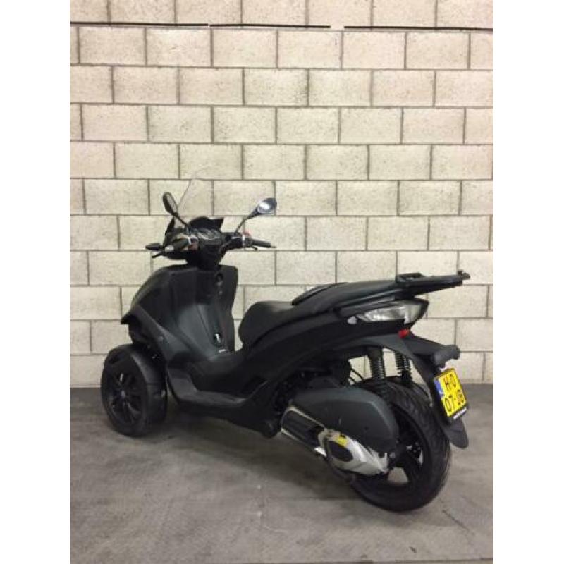 Piaggio mp3 yourban 300 lt 2011 autorijbewijs