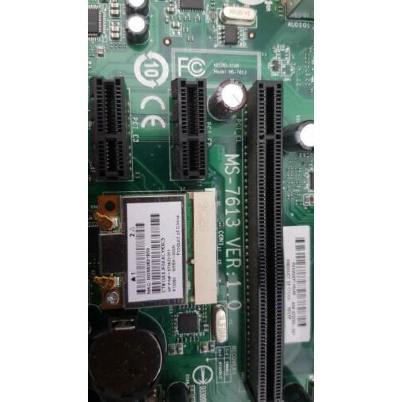 Moederboard met i7 procesor en 8gb geheugen