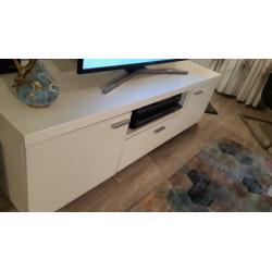 salontafel en tv meubel