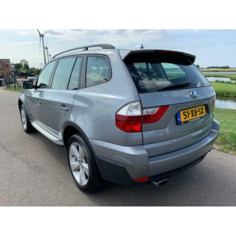 BMW X3 2.0i Executive Anniversary LEDER! NAVI! CLIMA! CRUISE