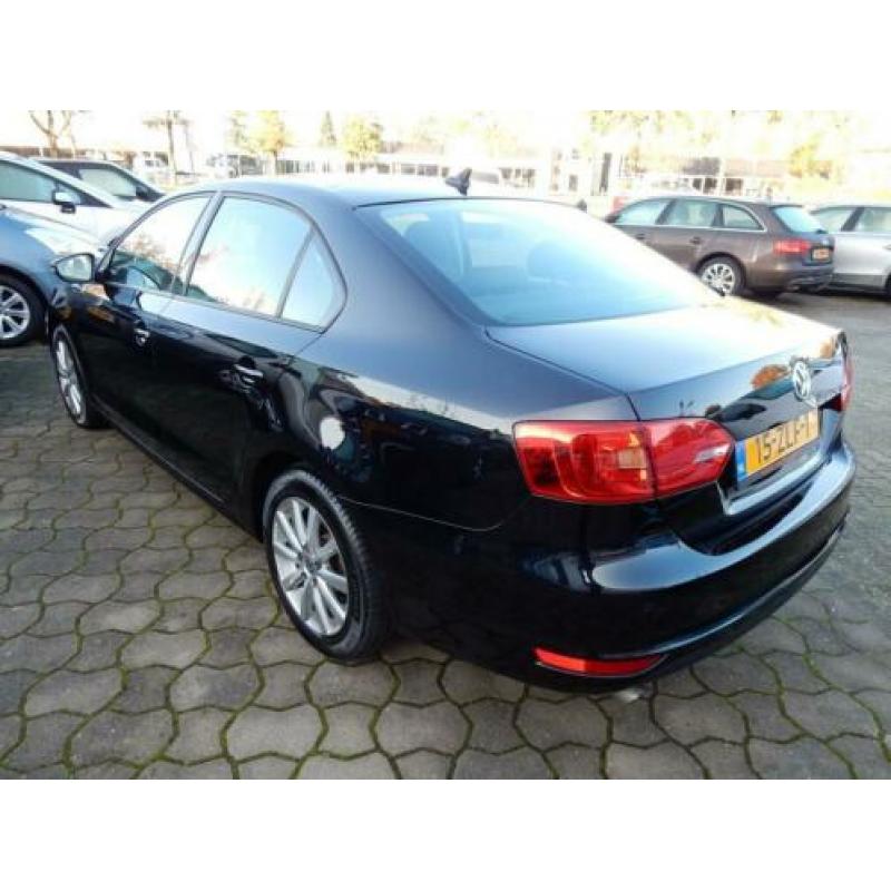 Volkswagen Jetta 1.2 TSI Comfort Executive Line / Navi / Cli