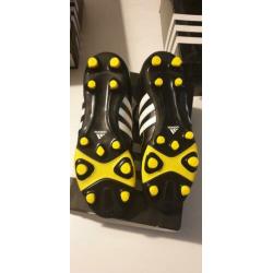 Nieuw Adidas Adinova voetbalschoen mt 38 2/3