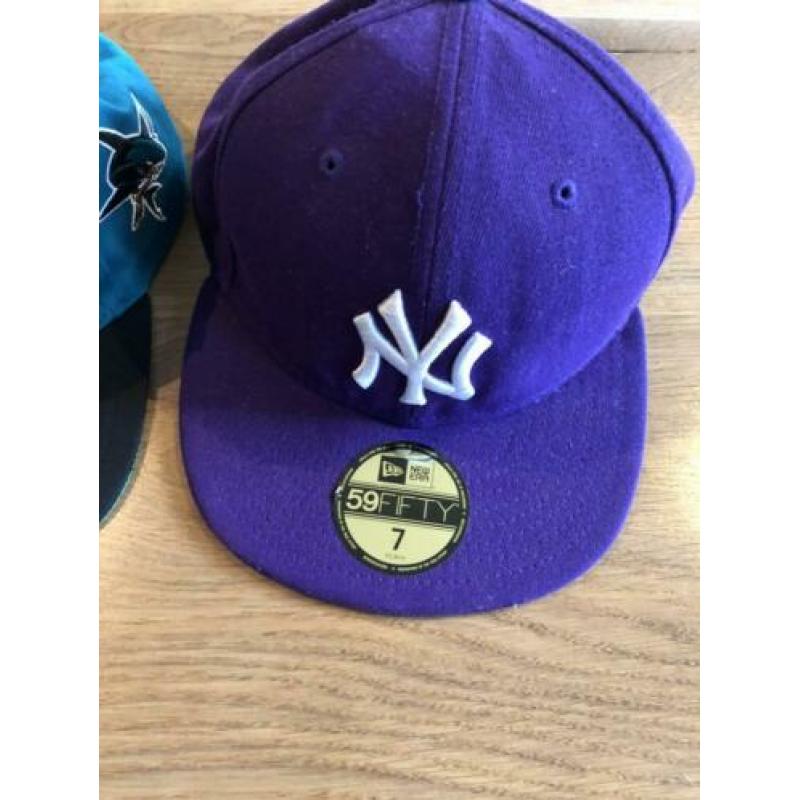 Diversen petten o.a. HUF-NY-LA Lakers