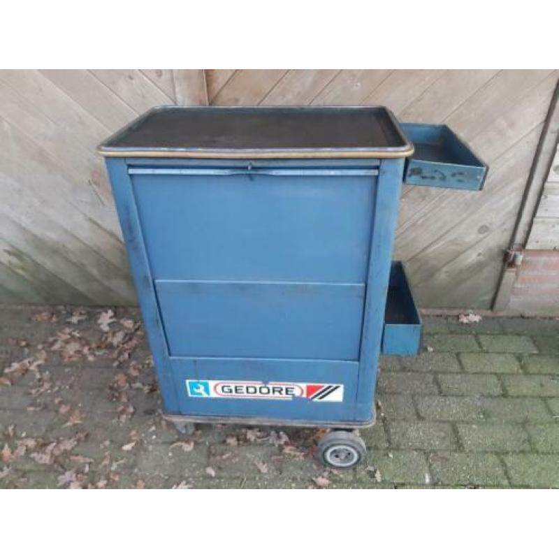Gedore gereedschapswagen met Gedore en Hazet gereedschap