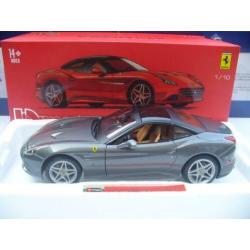 Bburago Signature 1/18 Ferrari California Coupe Grijs
