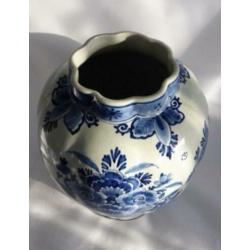 Porceleyne fles-Delfts blauw gelobde vaas -Eugène Roggeveen
