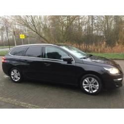 Peugeot 308 SW 1.6 BlueHDI Blue Lease Executive /PANORAMADAK