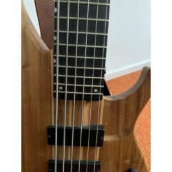 Peavy Grind BXP Zessnarige basgitaar