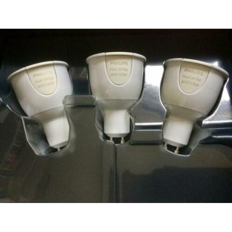 3 Philips Hue White and Color Ambiance lampen GU10 - Nieuw