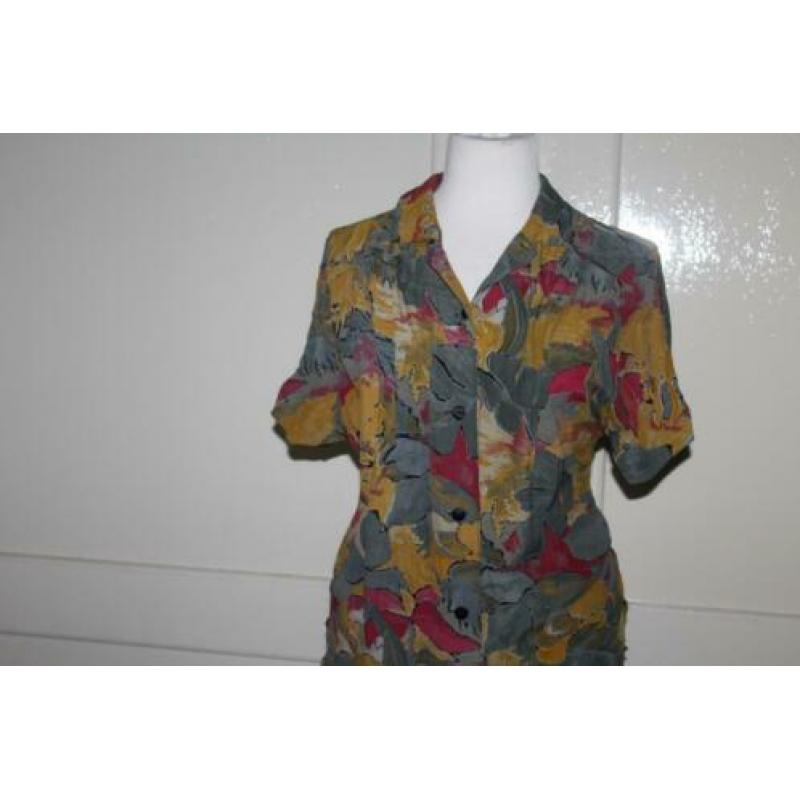 Flases/Invent 2 vlotte vintage blouses mt 40 KOOPJE