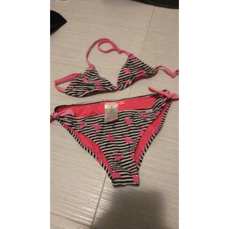 Shiwi en cars bikini’s maat 152