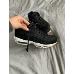 Nike Air 95 black/gum