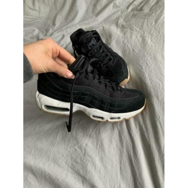 Nike Air 95 black/gum