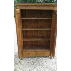 79, Antieke eiken kast te koop (vast model)