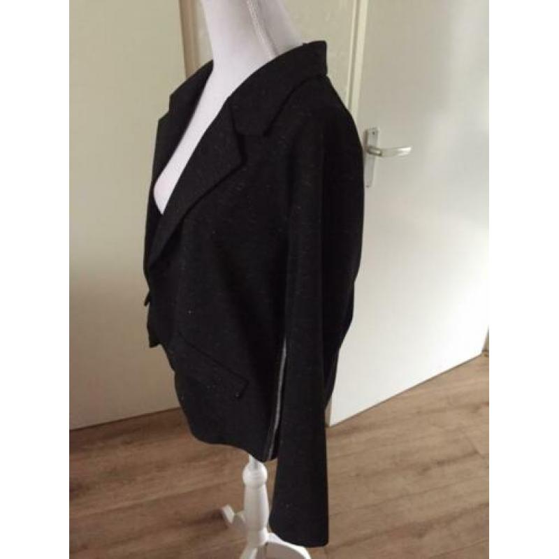432. Yesta Blazer Zwart/Zilver nieuw maat 48