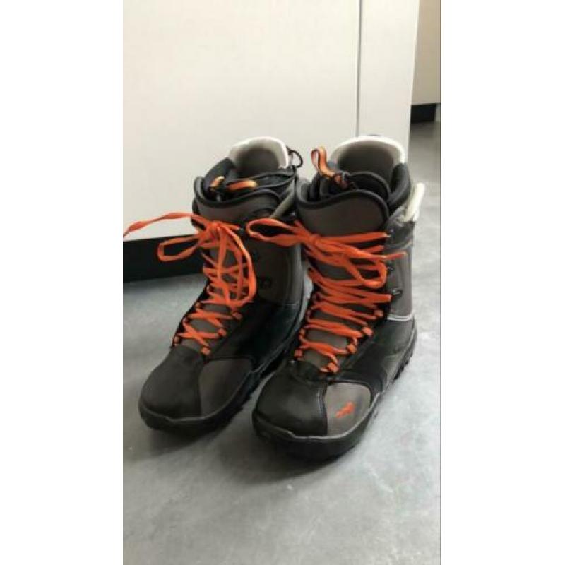 Snowboard schoenen maat 43