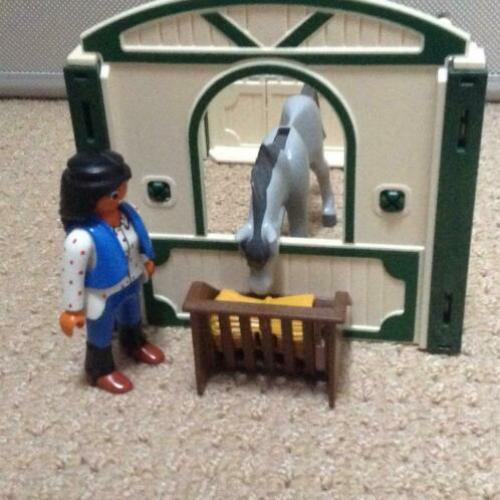 Playmobile paardenstalletje
